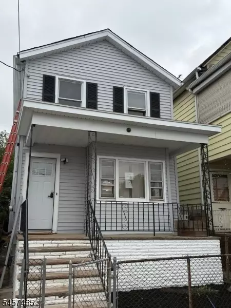 310 Walnut St, Elizabeth, NJ 07201