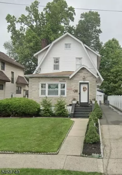 60 Herzog Pl, Englewood, NJ 07631