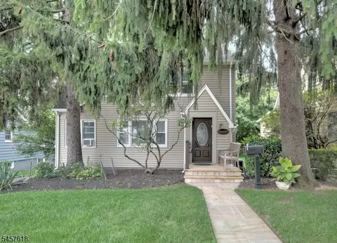 674 Eagle Rock Ave, West Orange, NJ 07052