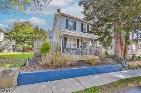389 Grant St, Phillipsburg, NJ 08865