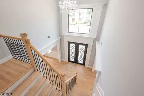 Entry Way - 412 Gregory Rd, Paramus, NJ 07652 photo 4 of 4