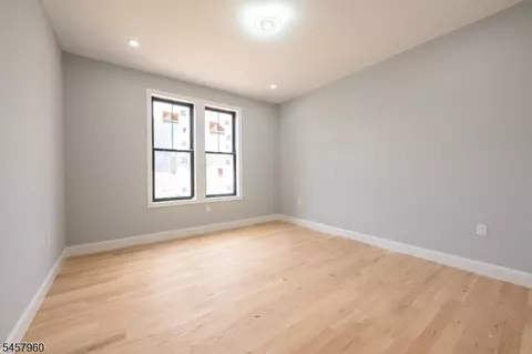Bedroom - 412 Gregory Rd, Paramus, NJ 07652 photo 5 of 7