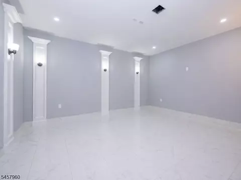 Living - 412 Gregory Rd, Paramus, NJ 07652 photo 13 of 13