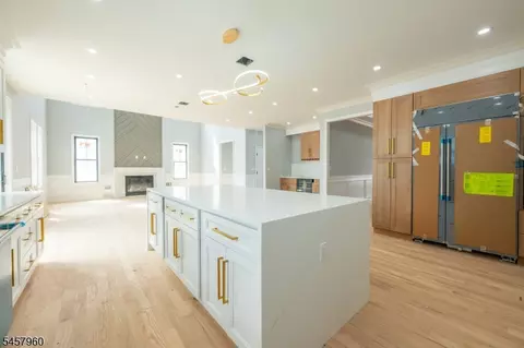 Other - 412 Gregory Rd, Paramus, NJ 07652 photo 2 of 11
