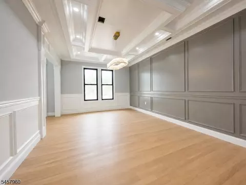 Living - 412 Gregory Rd, Paramus, NJ 07652 photo 2 of 13