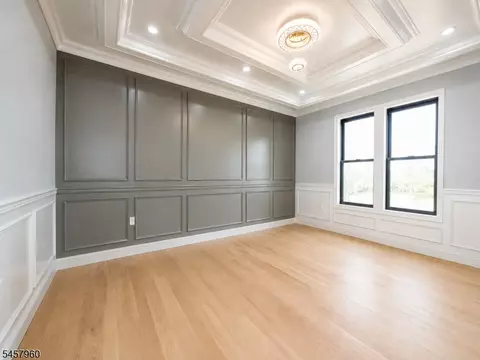 Living - 412 Gregory Rd, Paramus, NJ 07652 photo 3 of 13