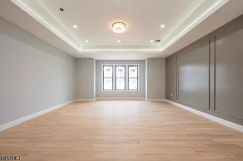 Living - 412 Gregory Rd, Paramus, NJ 07652 photo 7 of 13