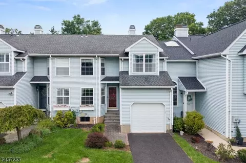35 Arapaho Trl, Somerville, NJ 08876