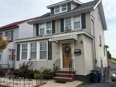 128 Hillside Ter, Irvington, NJ 07111