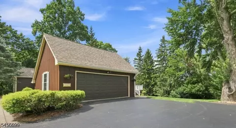 Exterior - 73 Bald Eagle Rd, Hackettstown, NJ 07840 photo 4 of 9