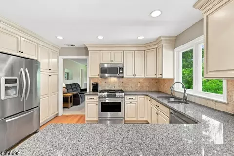 Kitchen - 73 Bald Eagle Rd, Hackettstown, NJ 07840 photo 4 of 4