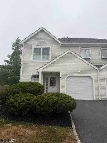 206 Reynard Dr, Milford, NJ 08848