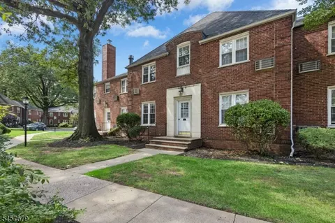 43 A Parkway Vlg #A, Cranford, NJ 07016