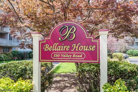 530 Valley Rd #6P, Montclair, NJ 07043