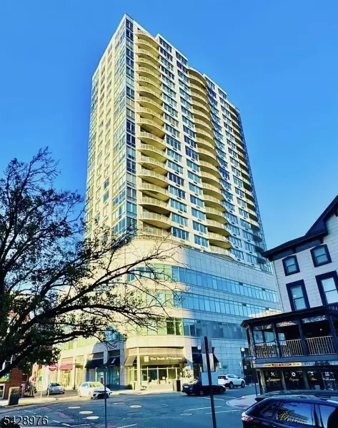 1 Spring St #2204, New Brunswick, NJ 08901