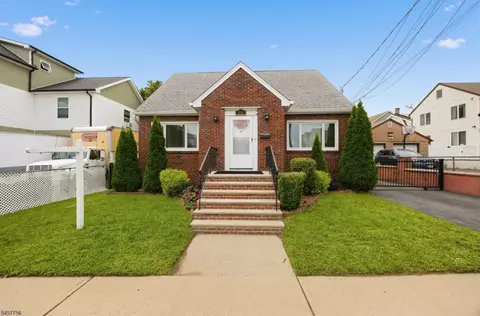 258 E 22nd St, Paterson, NJ 07514