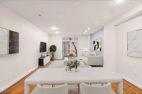 207-31 Shearwater Ct #31, Jersey City, NJ 07305
