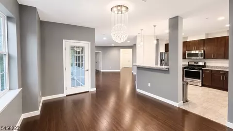 432 Tower Blvd, Piscataway, NJ 08854