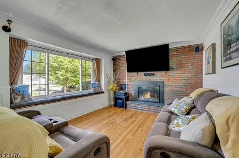Living - 812 Sterling St, Plainfield, NJ 07062 photo 1 of 1