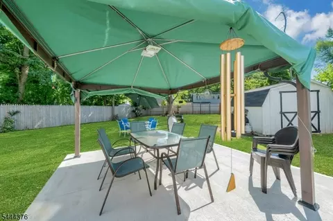 Exterior - 812 Sterling St, Plainfield, NJ 07062 photo 6 of 8