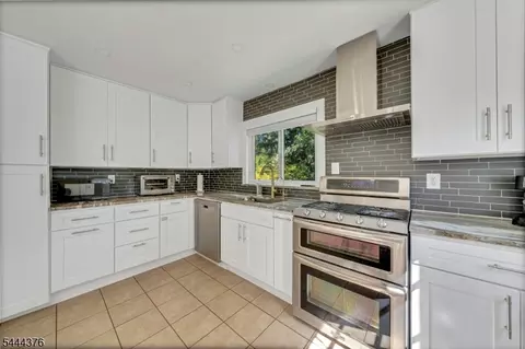 Kitchen - 812 Sterling St, Plainfield, NJ 07062 photo 2 of 3