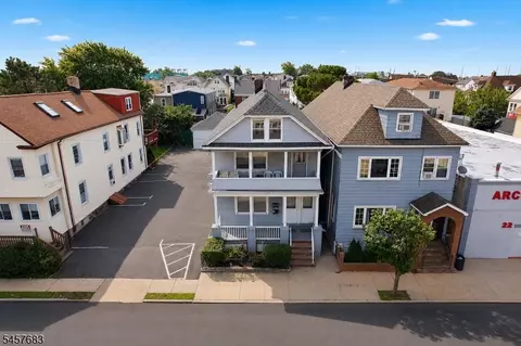 18 S 7th St, Elizabeth, NJ 07202