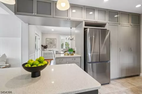 Kitchen - 24 Beekman Ter, Summit, NJ 07901 photo 7 of 7