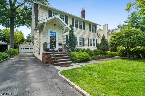 Exterior - 24 Beekman Ter, Summit, NJ 07901 photo 4 of 6
