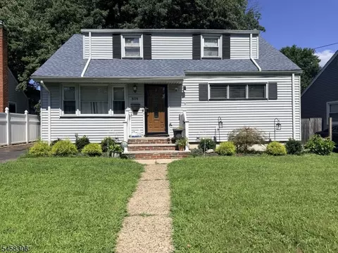 809 Rodgers Ct, Rahway, NJ 07065