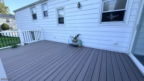 Exterior - 88 Meadowbrook Rd, North Plainfield, NJ 07062 photo 9 of 9