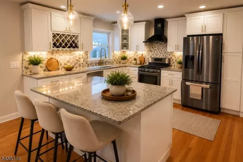 Kitchen - 88 Meadowbrook Rd, North Plainfield, NJ 07062 photo 1 of 1
