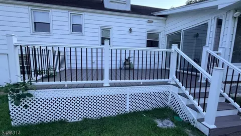 Exterior - 88 Meadowbrook Rd, North Plainfield, NJ 07062 photo 8 of 9