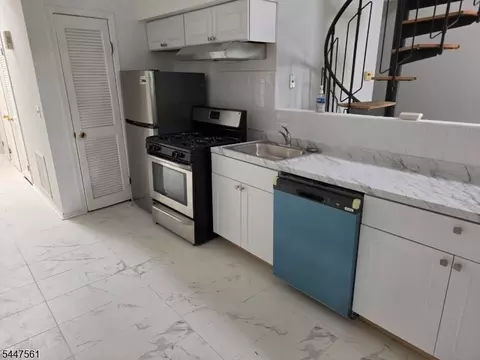 1 Sugar Loaf Ct UNIT 2, Vernon, NJ 07462
