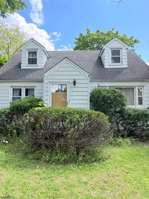 322 Cedar Grove Ln, Somerset, NJ 08873
