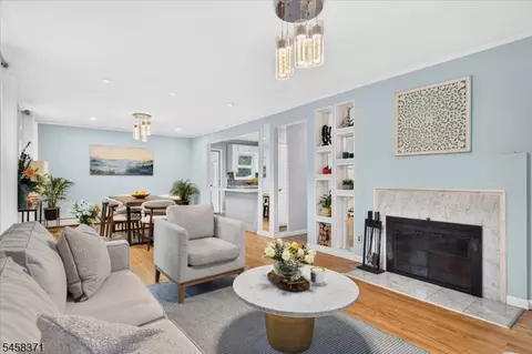 2101 Summit Ter, Linden, NJ 07036
