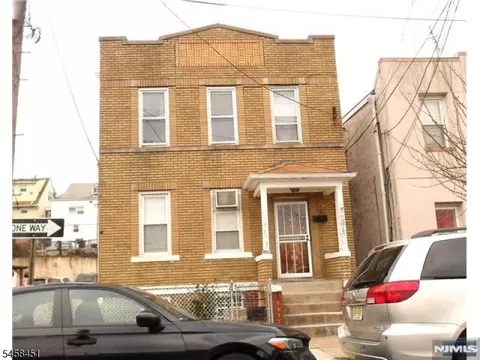 37 Corabelle Ave, Lodi, NJ 07644