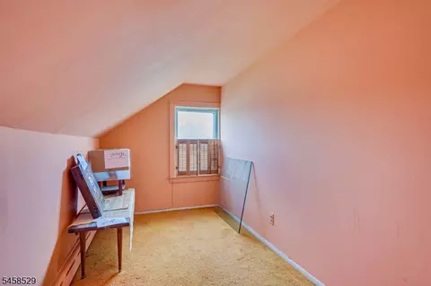 Bedroom - 462 Union Ave, Middlesex, NJ 08846 photo 6 of 6