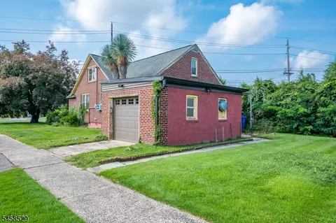 Exterior - 462 Union Ave, Middlesex, NJ 08846 photo 4 of 4