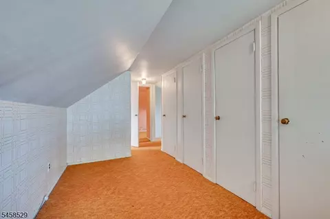 Entry Way - 462 Union Ave, Middlesex, NJ 08846 photo 1 of 1