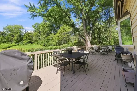 Exterior - 20 Preston Ter, Bedminster, NJ 07921 photo 6 of 12