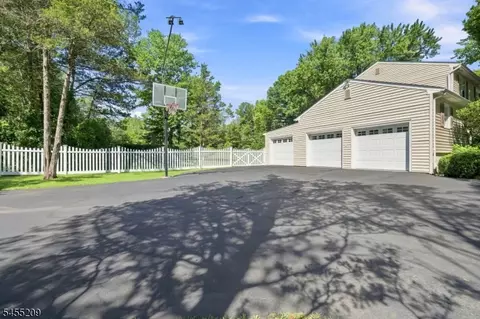 Exterior - 20 Preston Ter, Bedminster, NJ 07921 photo 3 of 12
