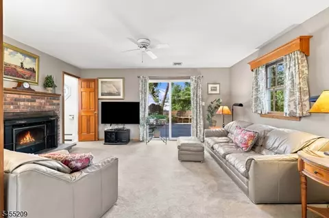 Living - 20 Preston Ter, Bedminster, NJ 07921 photo 3 of 4