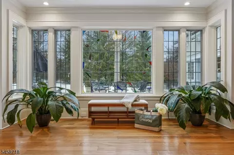Entry Way - 55 Oxbow Ln, Summit, NJ 07901 photo 3 of 4