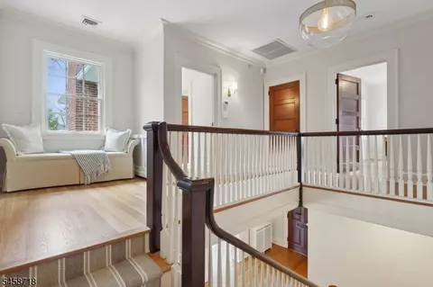 Entry Way - 55 Oxbow Ln, Summit, NJ 07901 photo 4 of 4