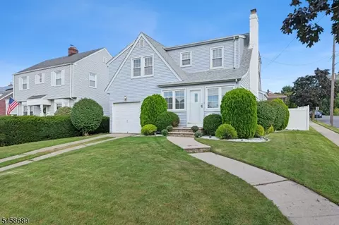 440 Riverview Ave, North Arlington, NJ 07031