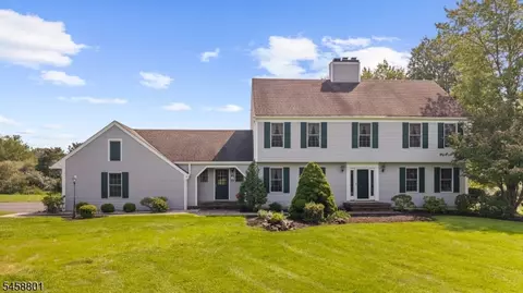 90 Brookville Hollow Rd, Stockton, NJ 08559