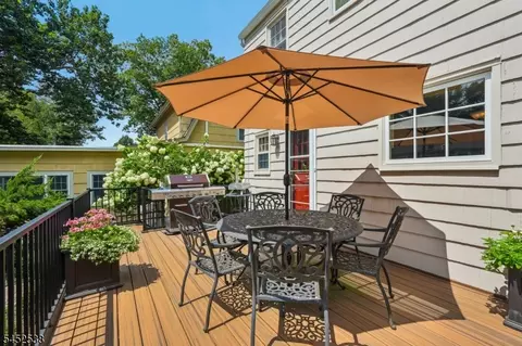 69 Newman Ave, Verona, NJ 07044