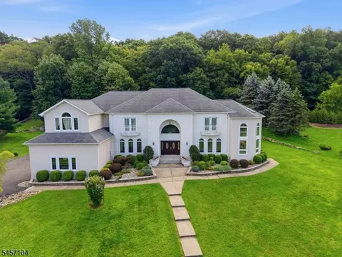 91 Frog Hollow Rd, Tewksbury Twp, NJ 07830
