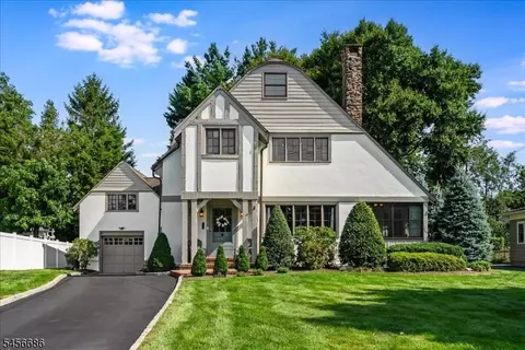 251 Tuttle Pkwy, Westfield, NJ 07090
