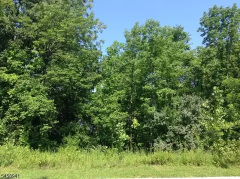 20 Exeter Ln, Hardyston Twp, NJ 07419
